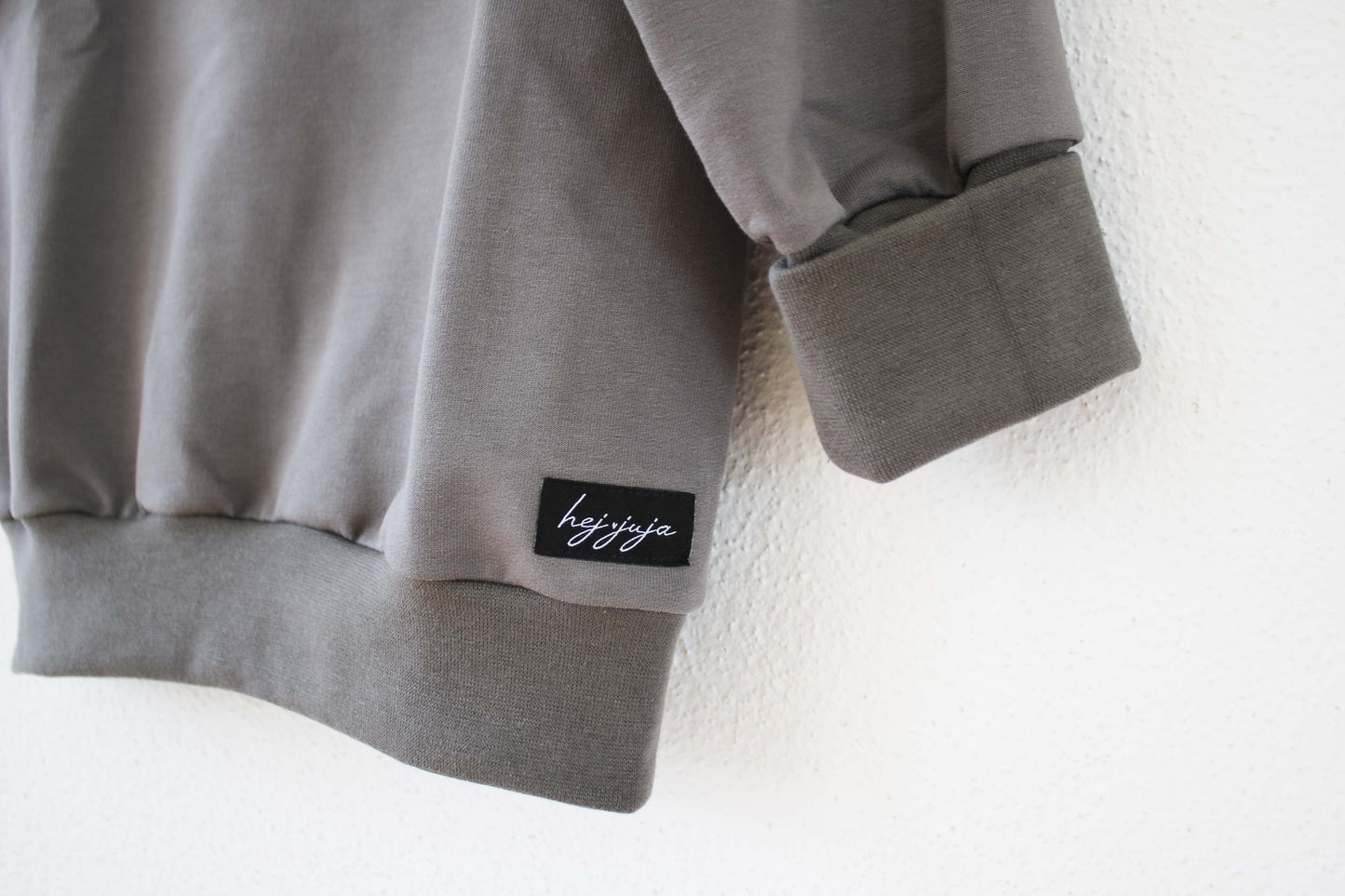 Sweater "one day I will conquer the world" (Taupe Grau/Beige)