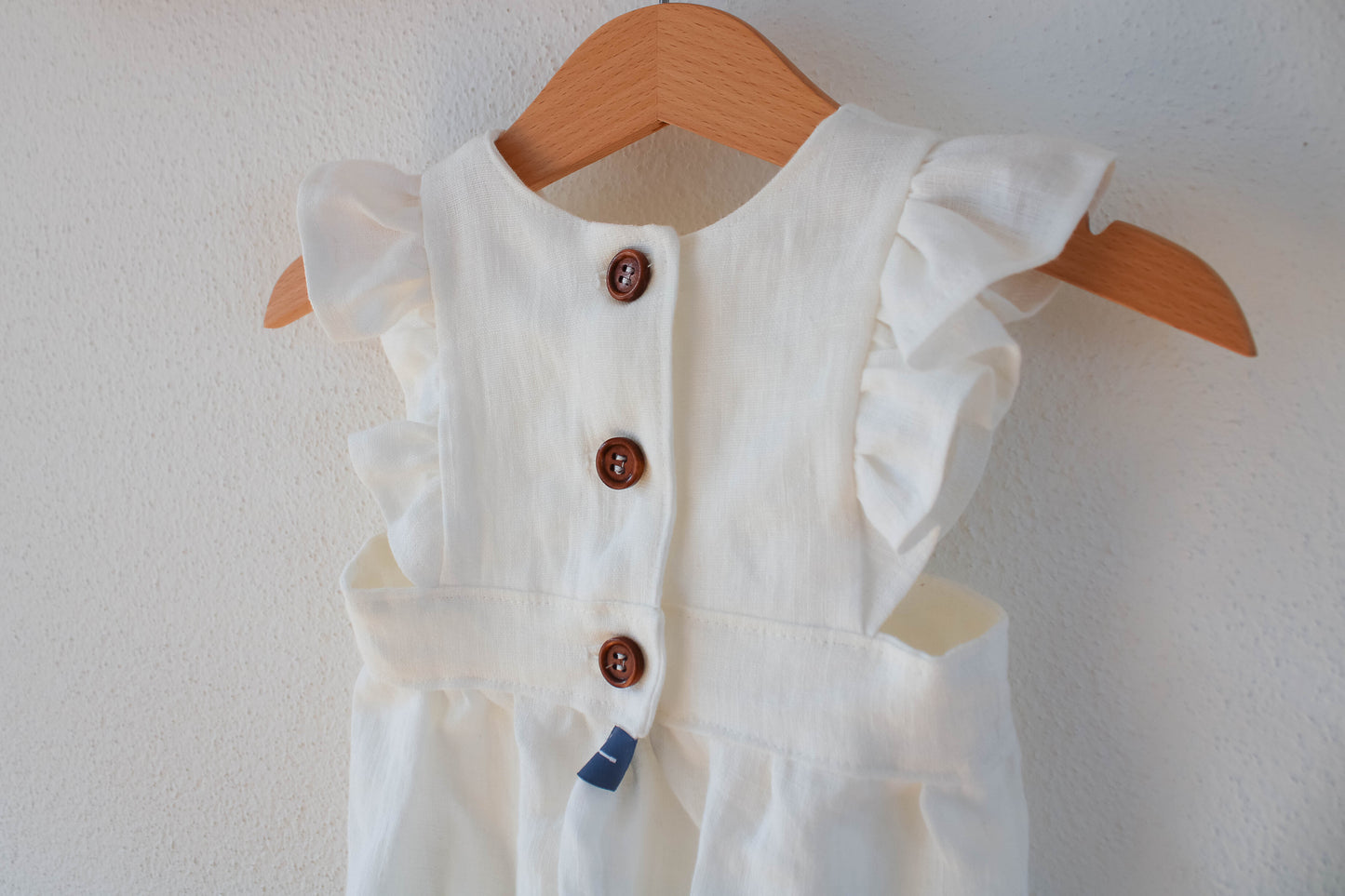 Ruffled Romper "Leinen" (Creme)