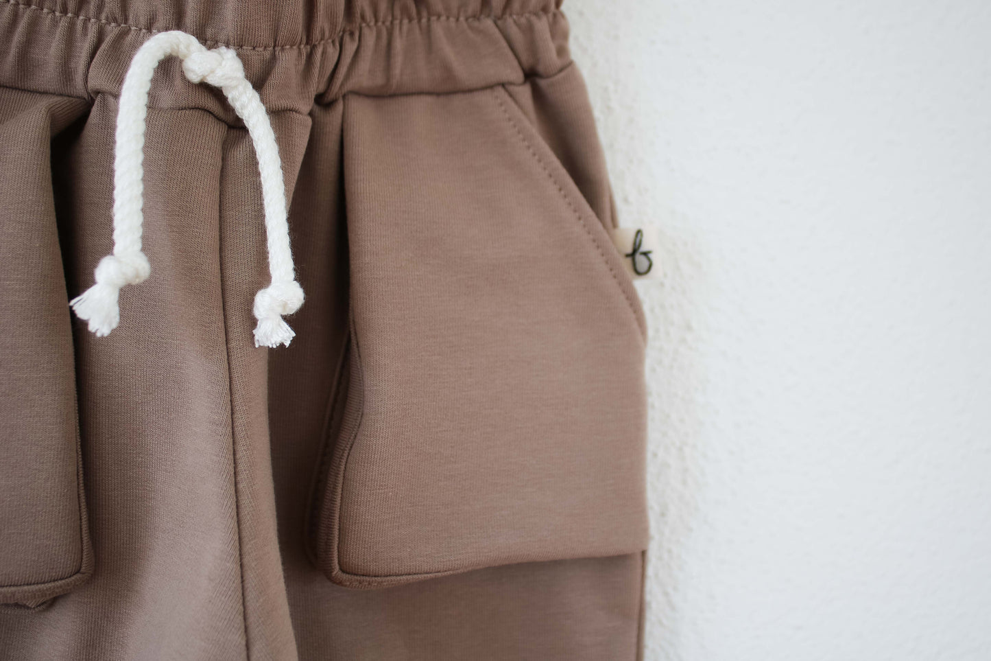 Joggers mit Taschen (Braun)
