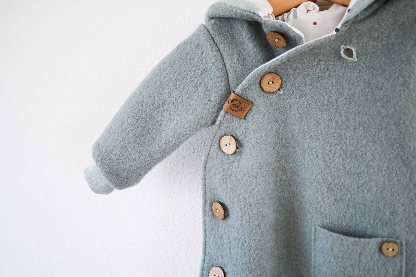 Wollwalk Overall "Geo" (Mint) mit Jerseyfutter