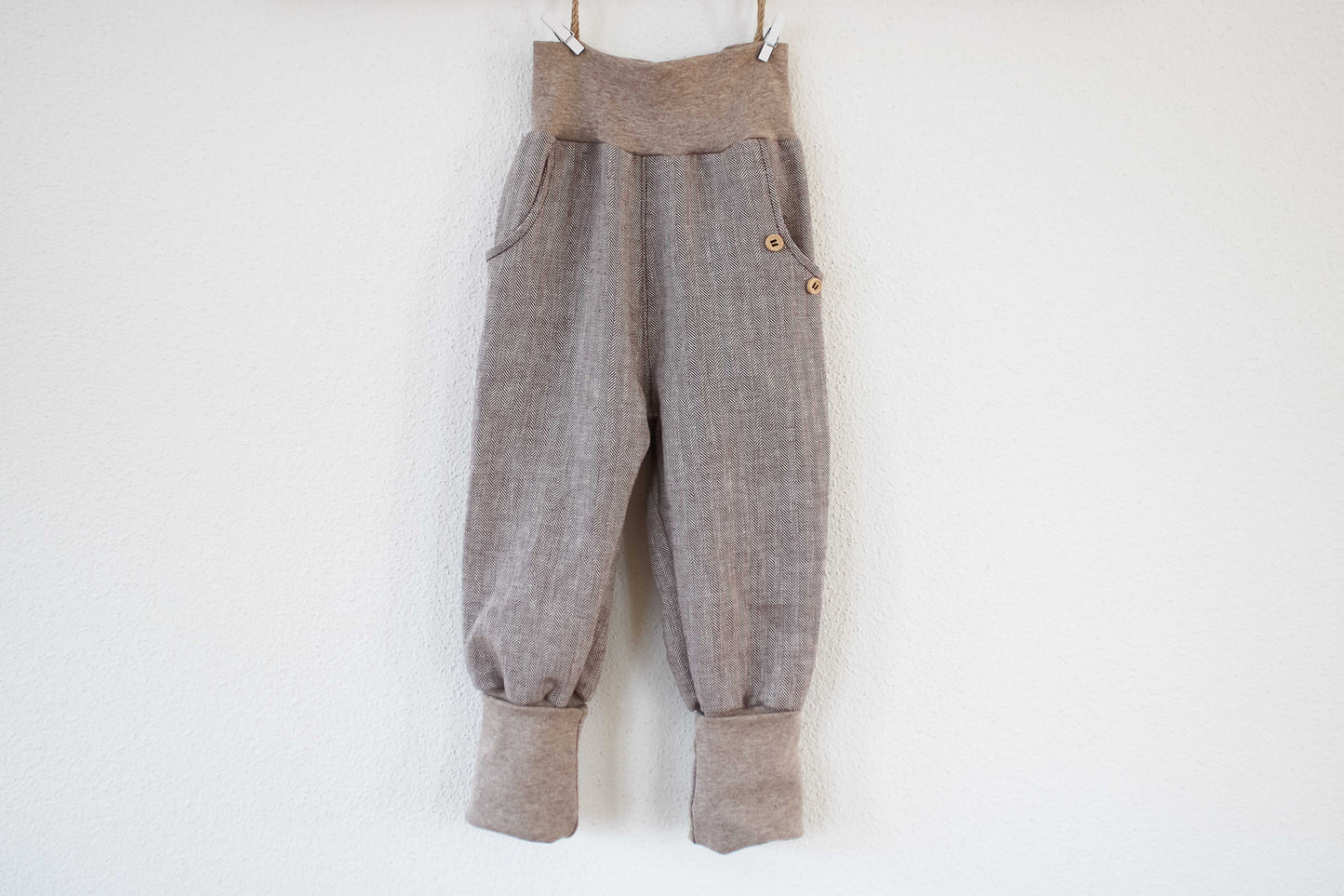 Knickerbocker "Natural Stripe" (Braun)