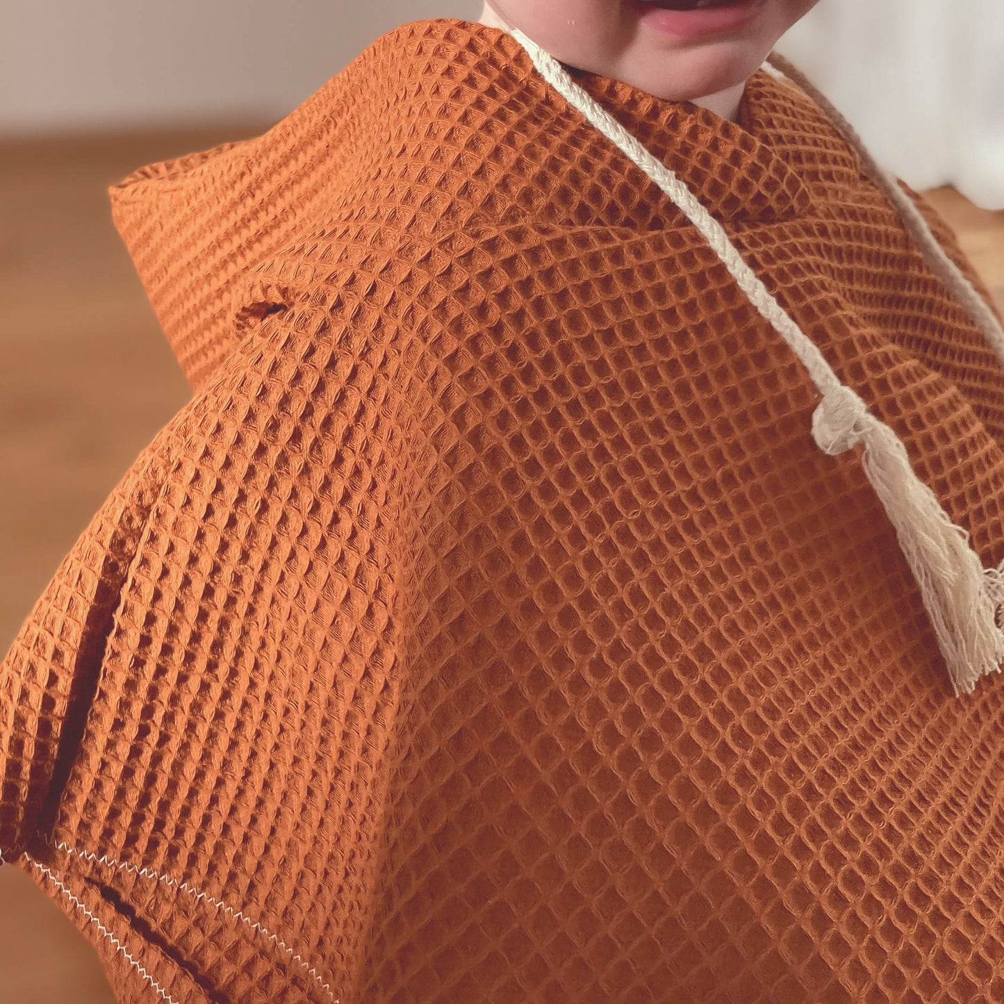 Badeponcho mit Kapuze - Baby & Kind "Waffel" (Kupferbraun)