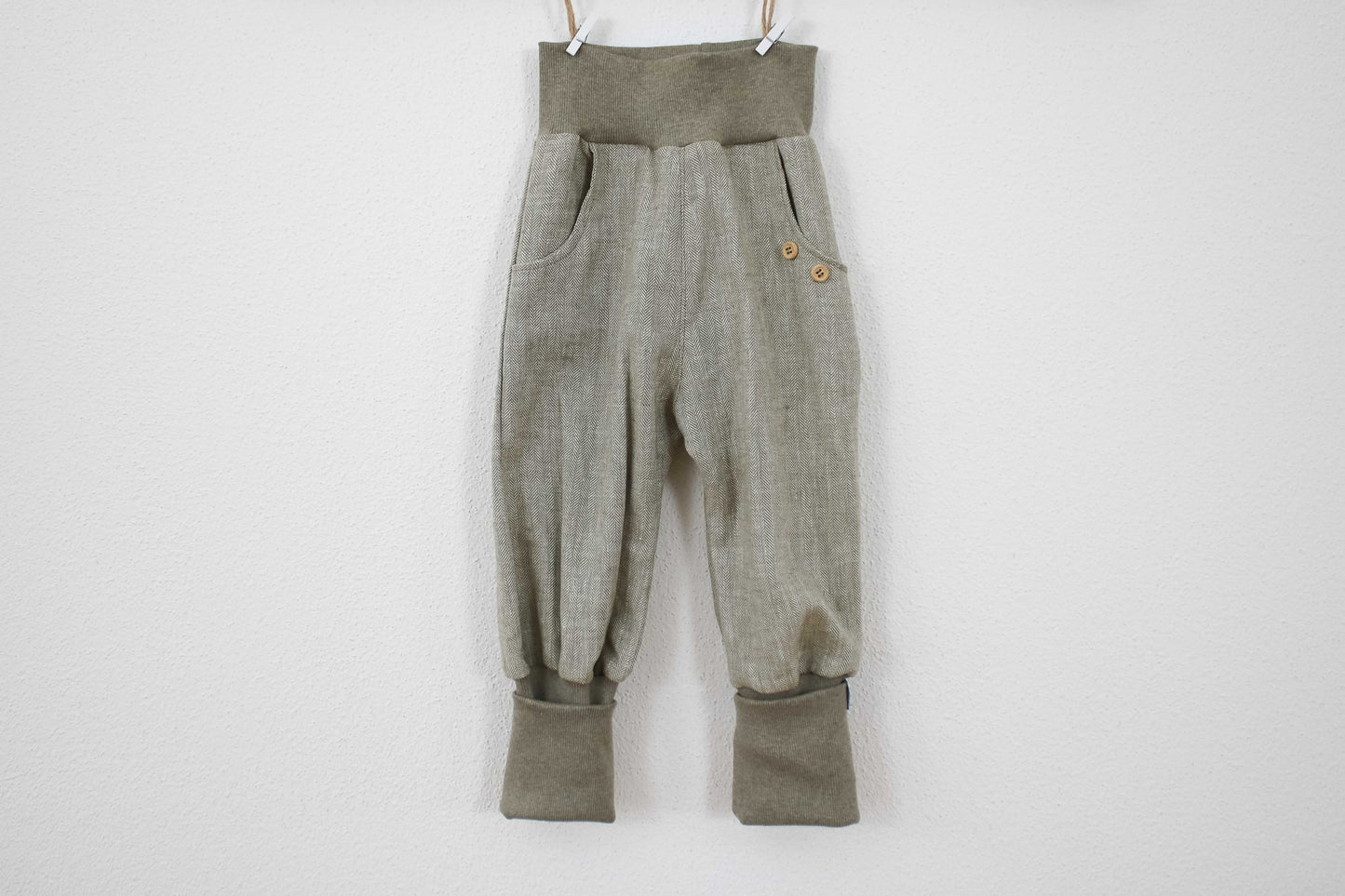Knickerbocker "Natural Stripe" (Oliv)