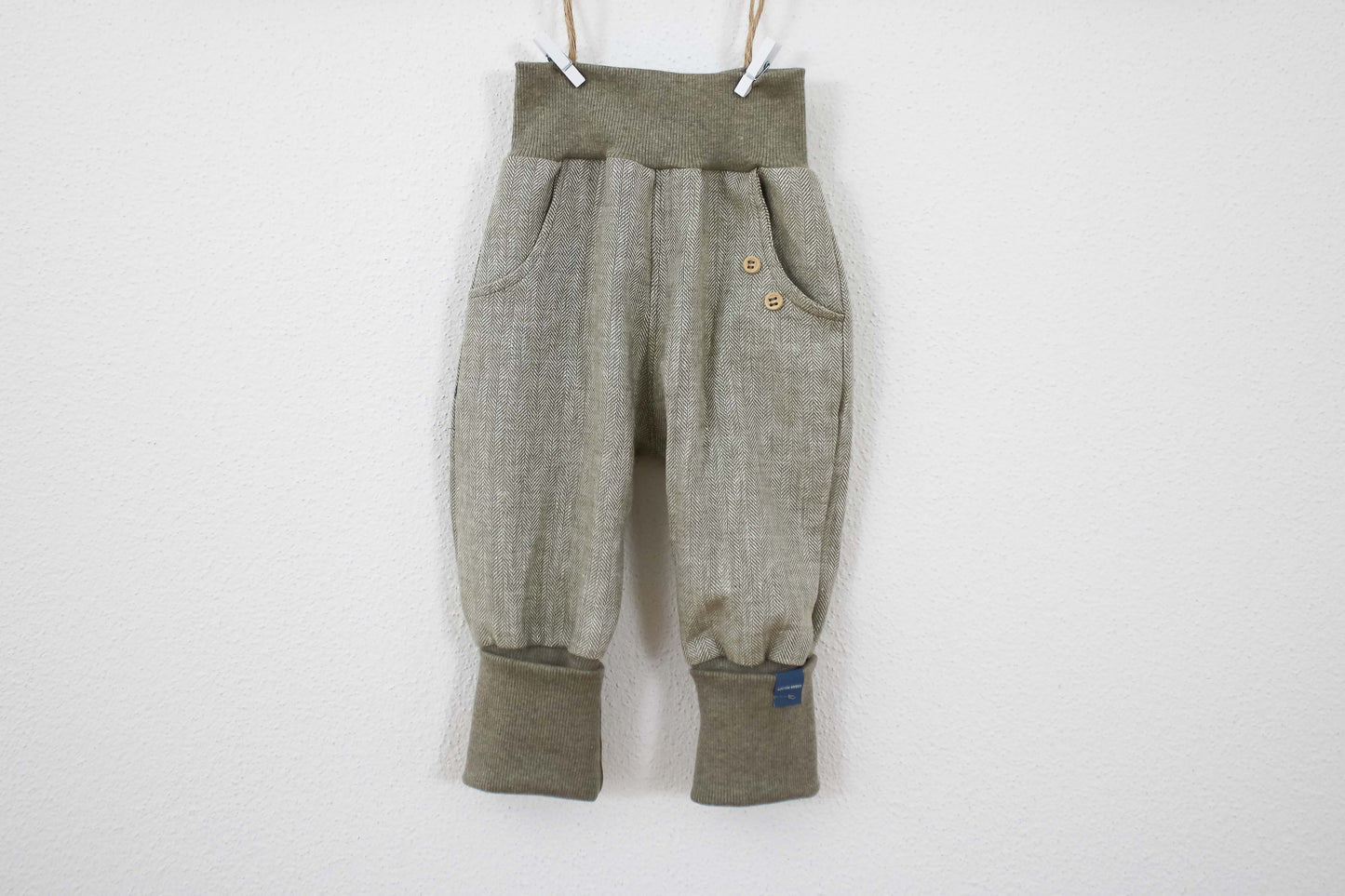 Knickerbocker "Natural Stripe" (Oliv)