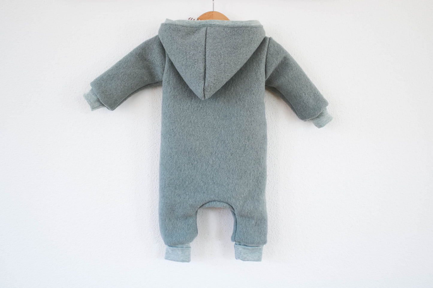 Wollwalk Overall "Geo" (Mint) mit Jerseyfutter