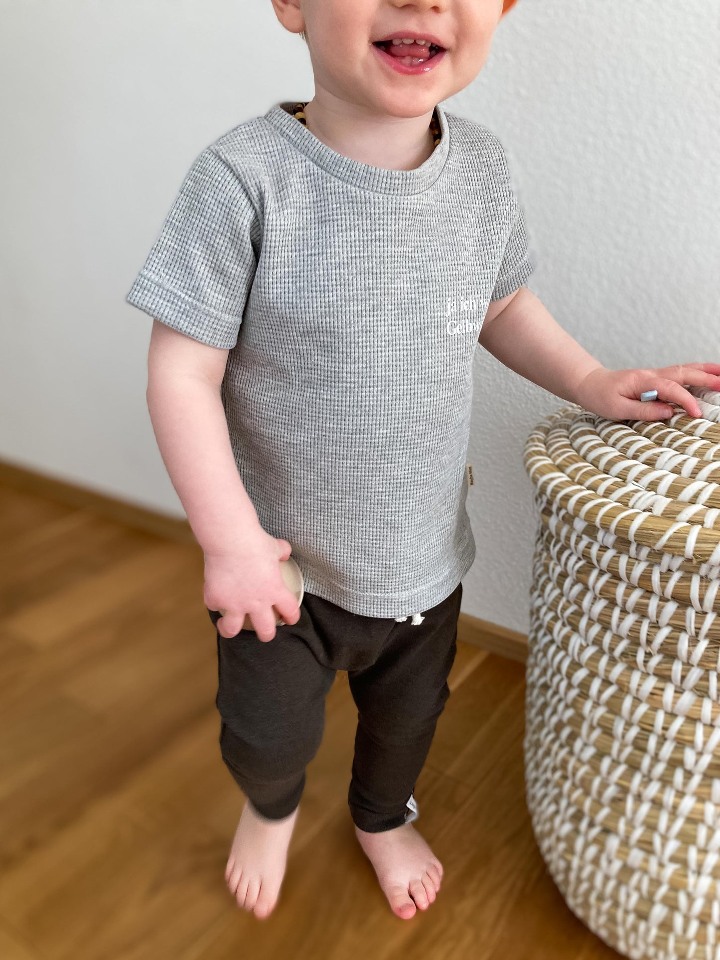 T-Shirt "Gelbwurst" (Grau)