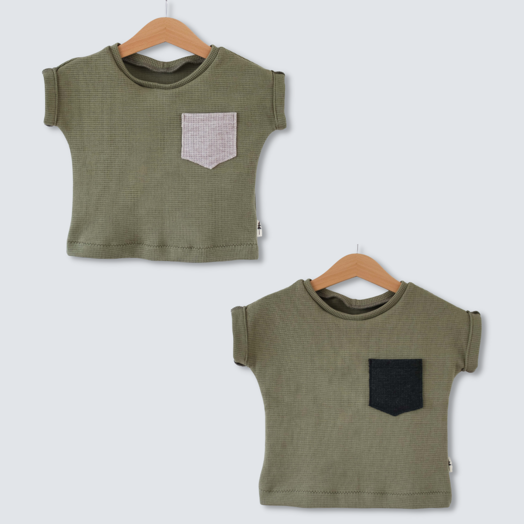 T-Shirt "Waffel" (Oliv) mit Tasche