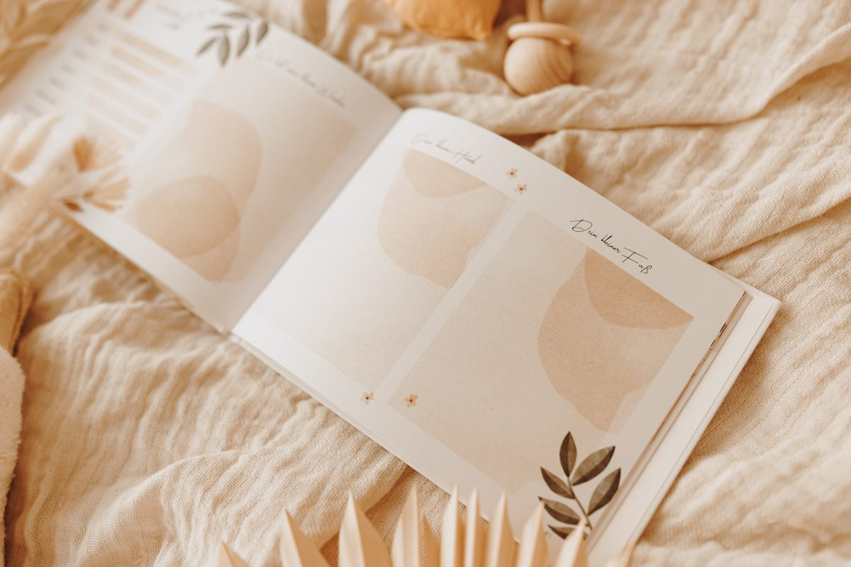 Schwangerschaftstagebuch "Wir bekommen ein Baby" von Fischomaswerkstatt