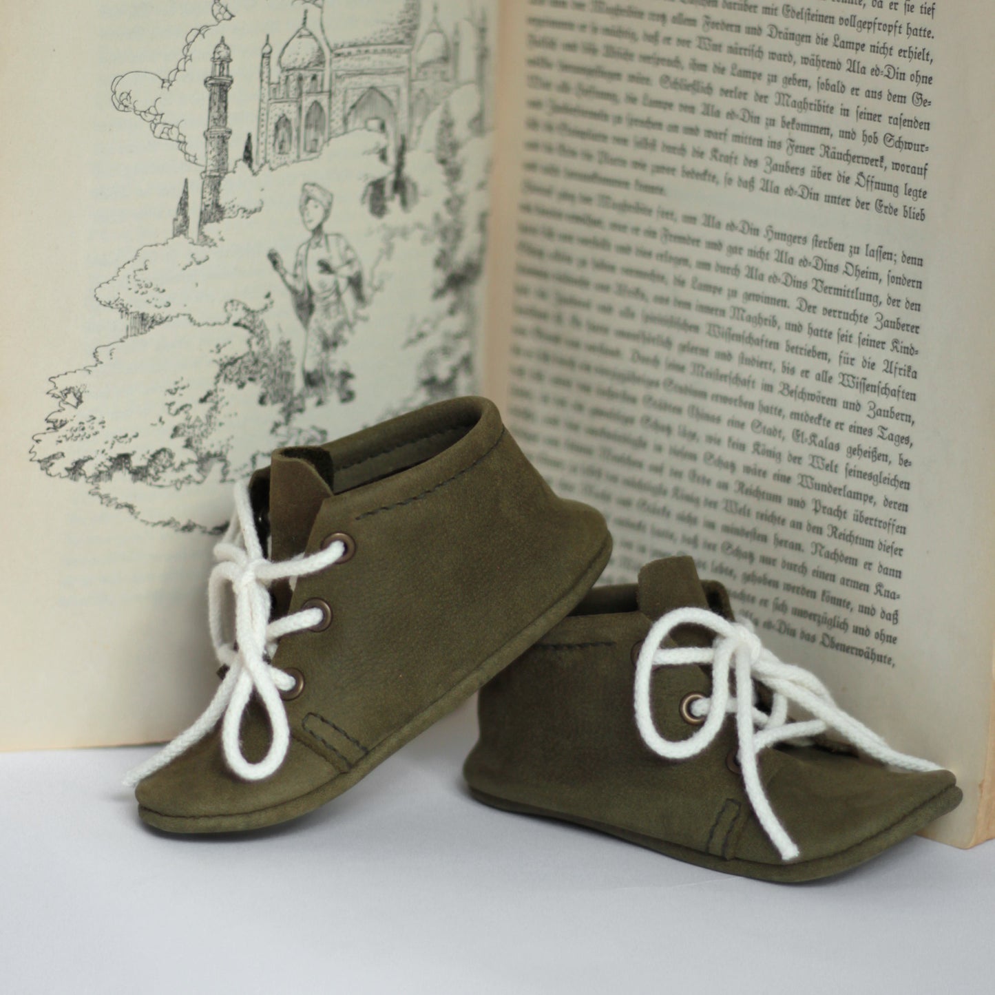 Leder Schnürschuh (Oliv)