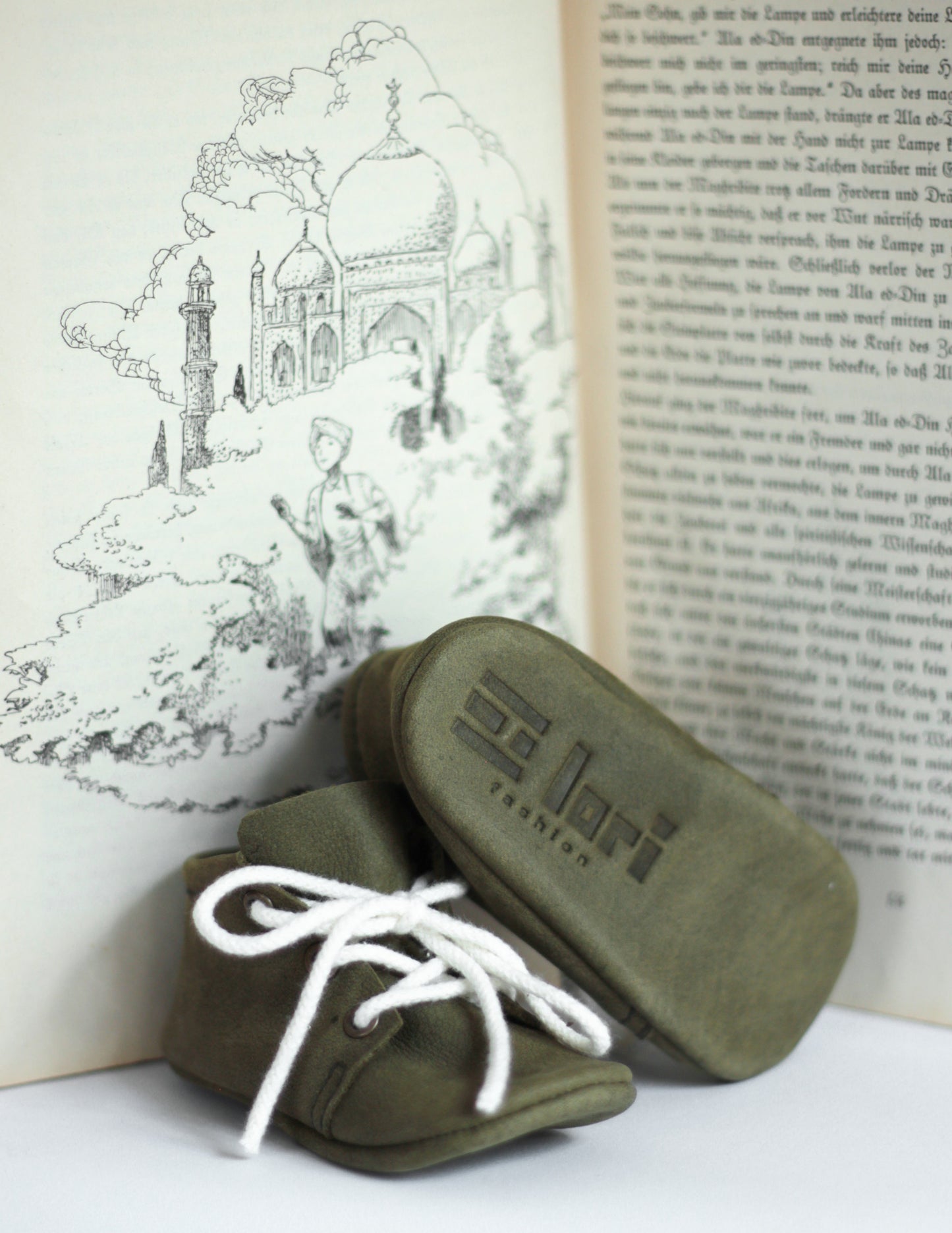 Leder Schnürschuh (Oliv)