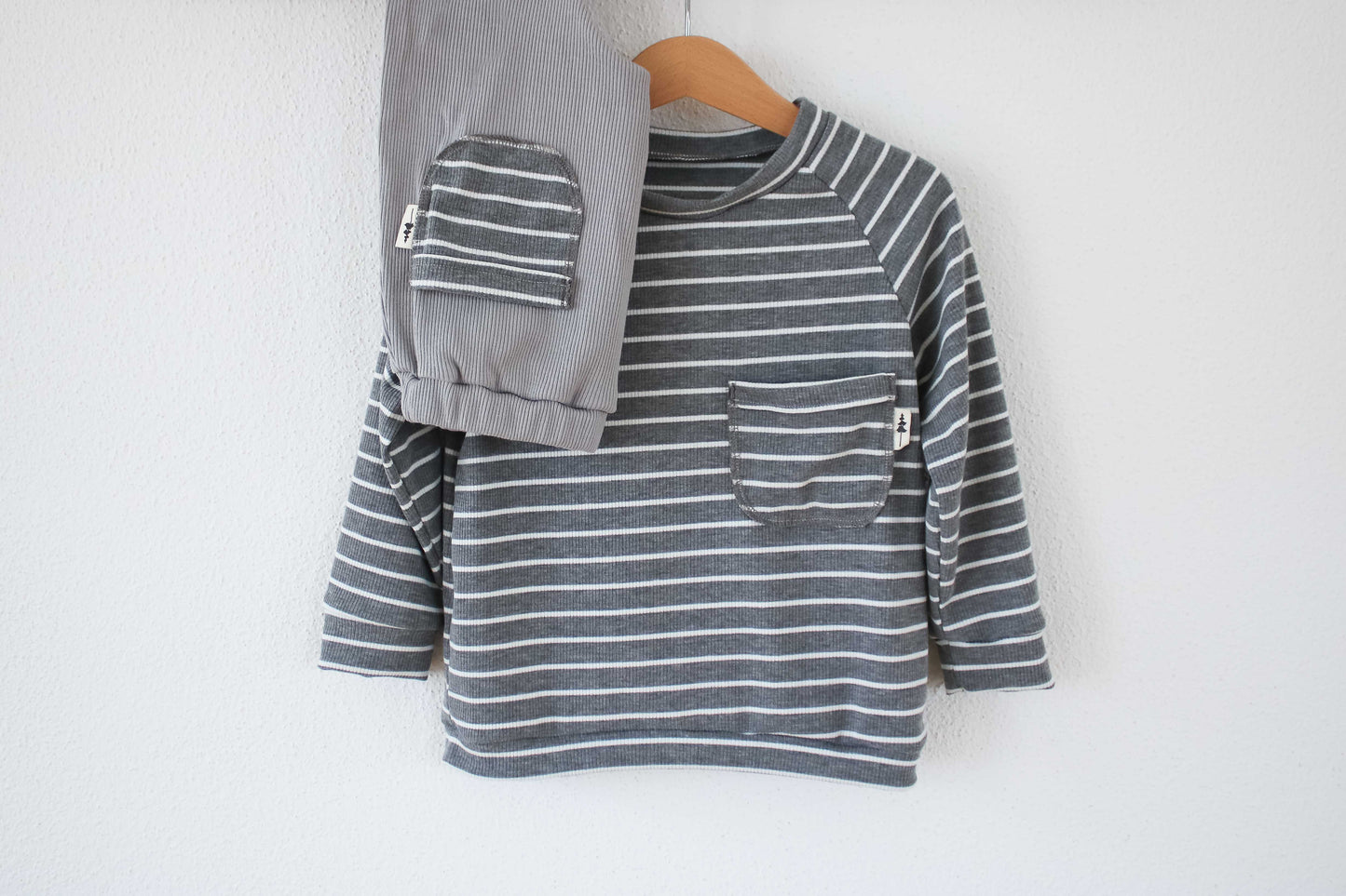 Sweater "Ripp" (Gestreift) mit Tasche