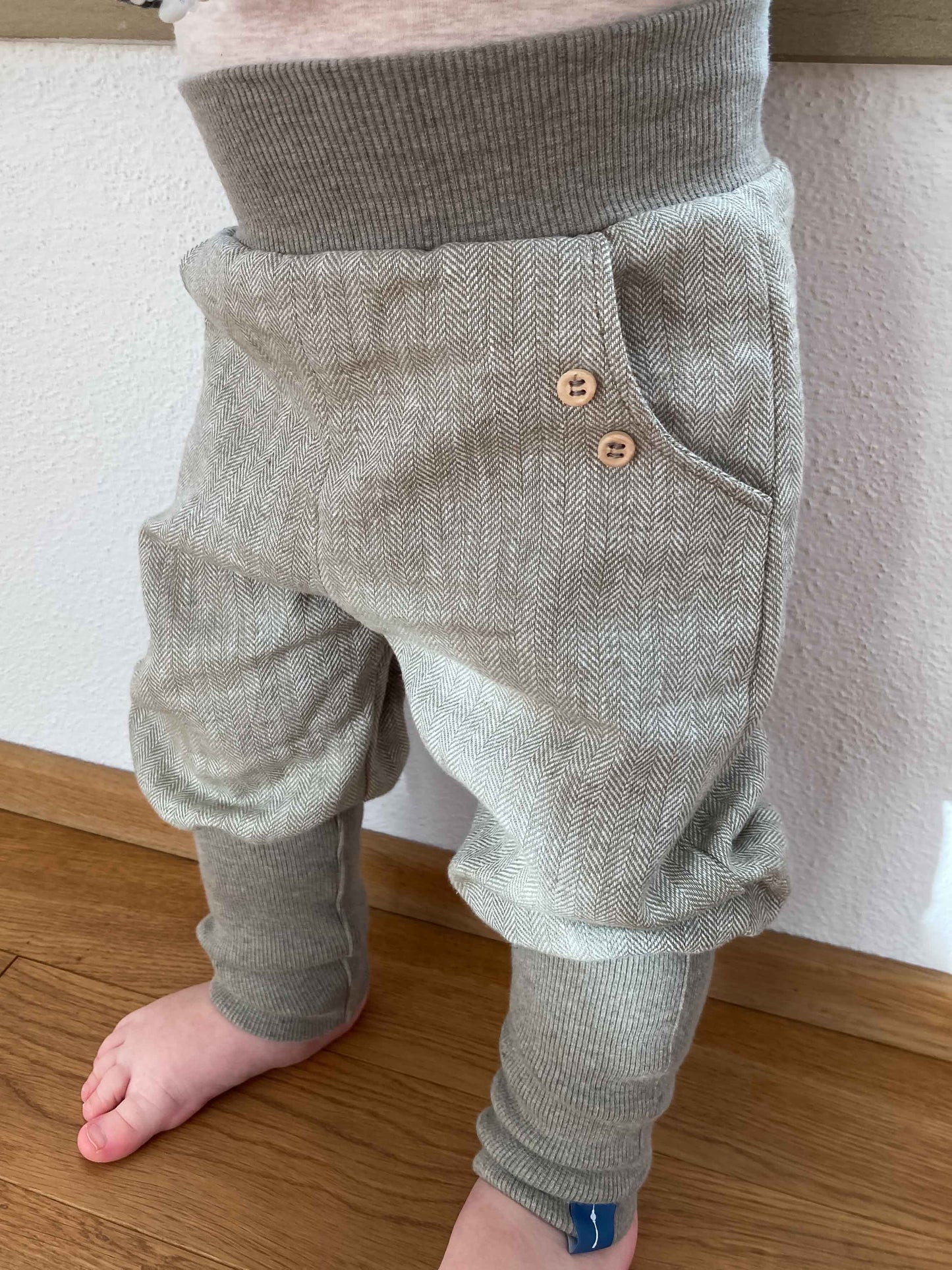 Knickerbocker "Natural Stripe" (Oliv)