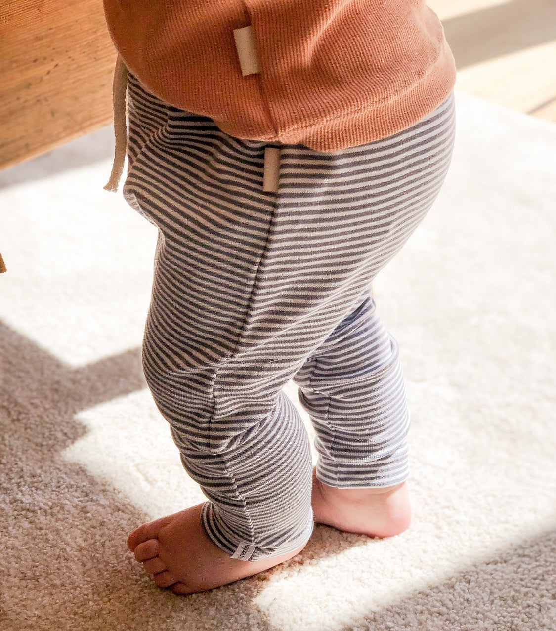 Sweat-Hose mit Kordel (Stripes)
