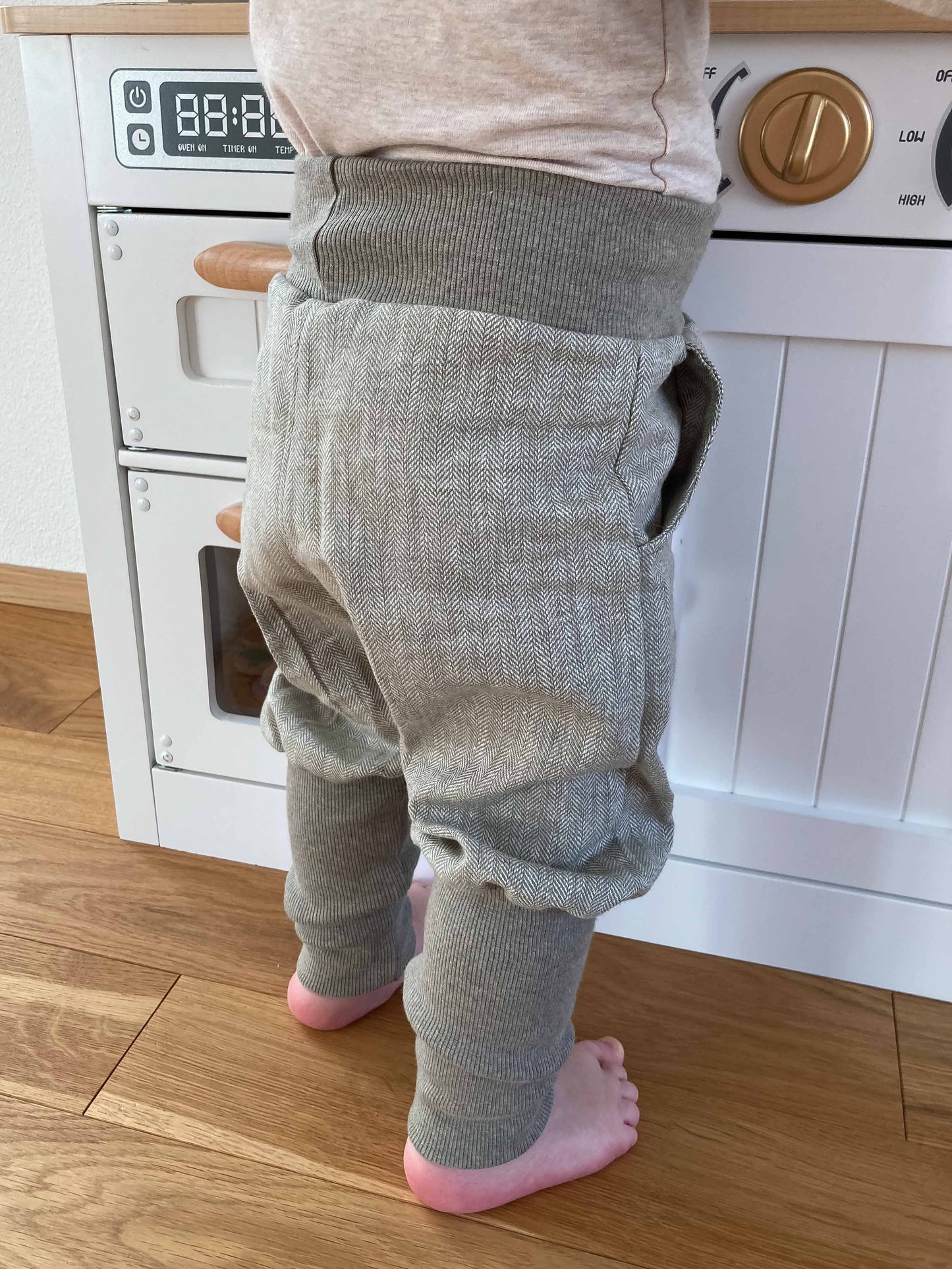 Knickerbocker "Natural Stripe" (Oliv)