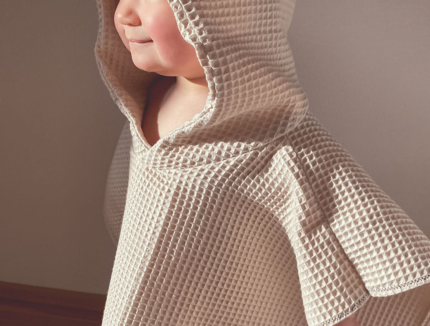Badeponcho mit Kapuze - Baby & Kind "Waffel" (Kupferbraun)