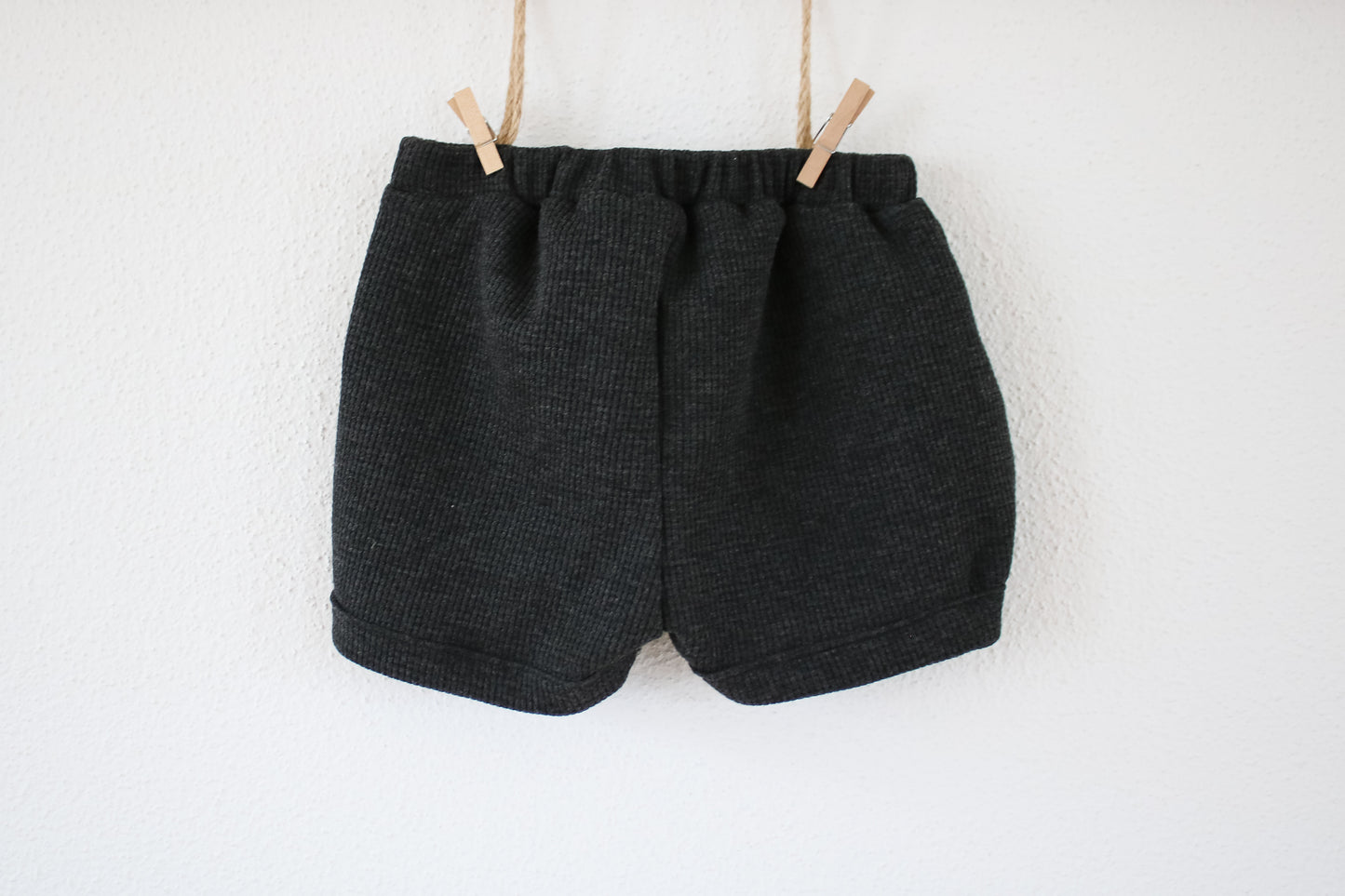 Shorts "Waffel" (Anthrazit)