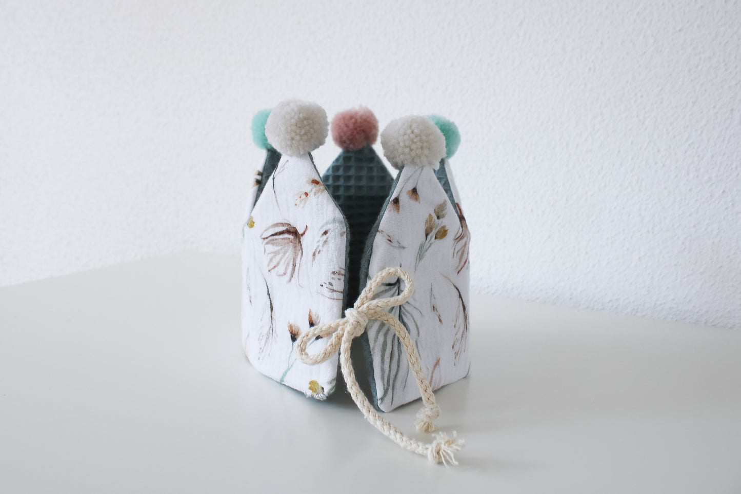 Stoffkrone zum Binden "Kinder-Geburtstag & Co" (Mint/Feenblumen)