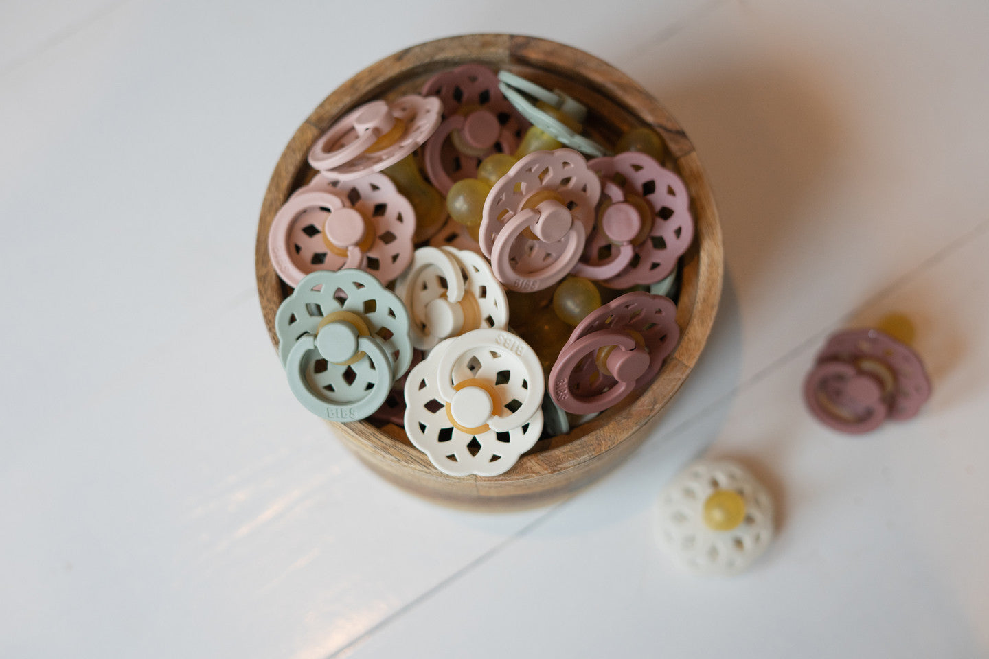 BIBS Schnuller 1 "Boheme- Naturkautschuk" (Woodchuck & Blush) im Set