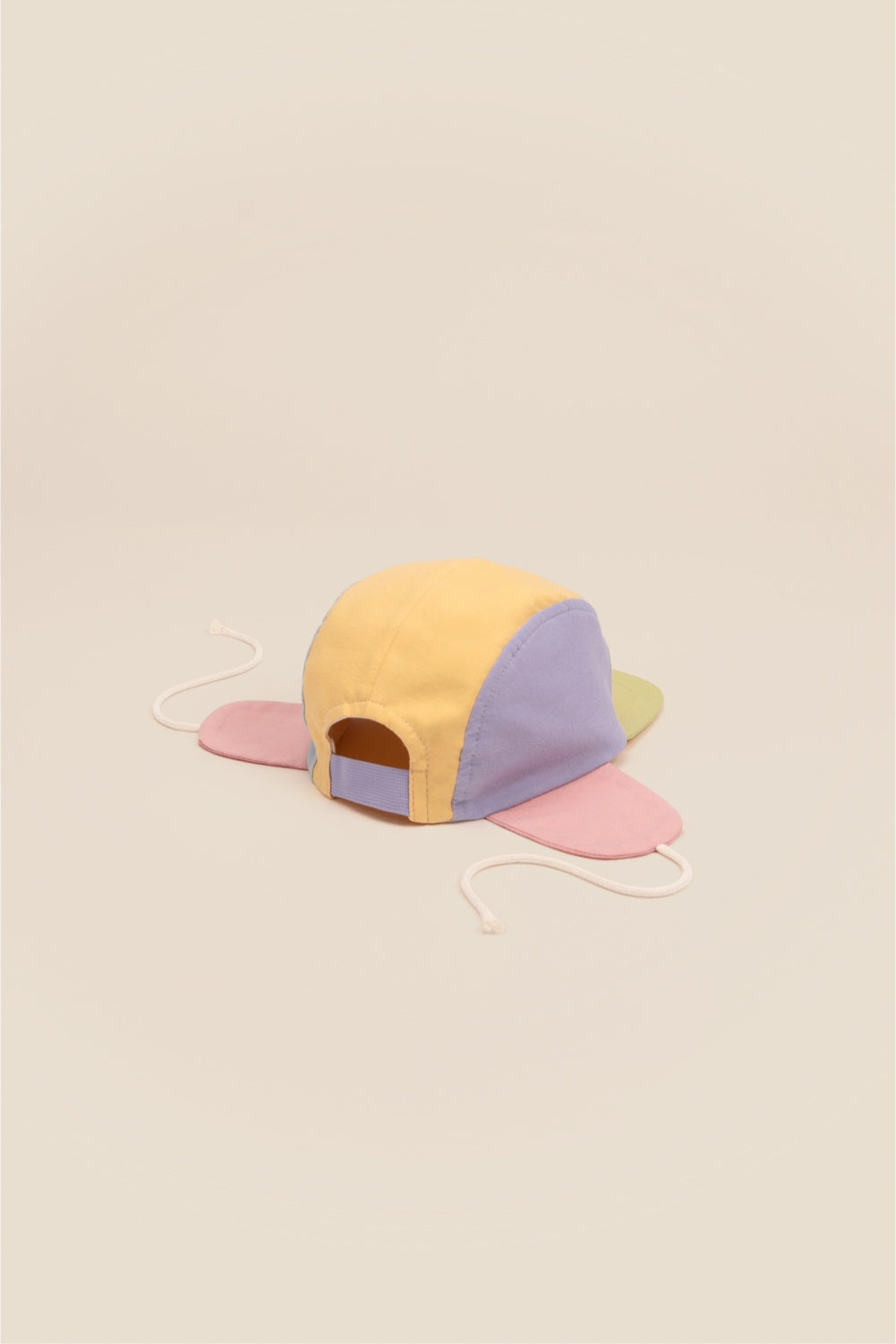 Cap "Wolly" (Pastel Multi) von New Kids in the House