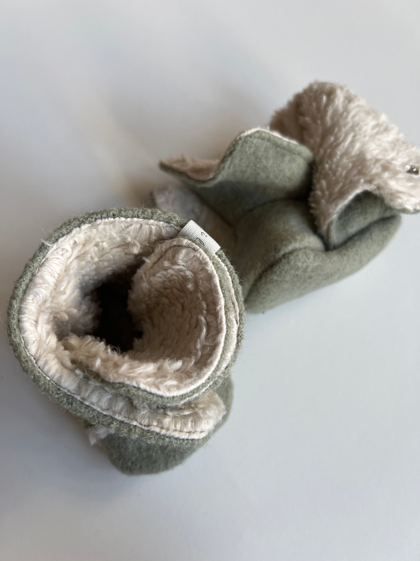 Wollwalk Schühchen "Teddy" (Helloliv) - handgemacht