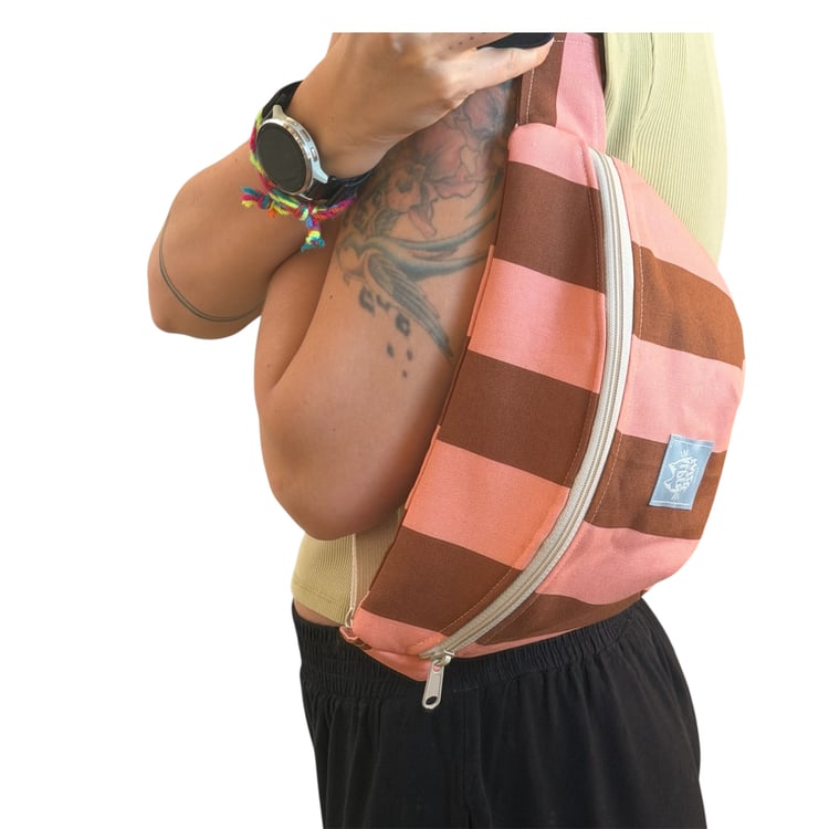 Crossbody Bag "Joe Stripes“ von Alpenkätzle