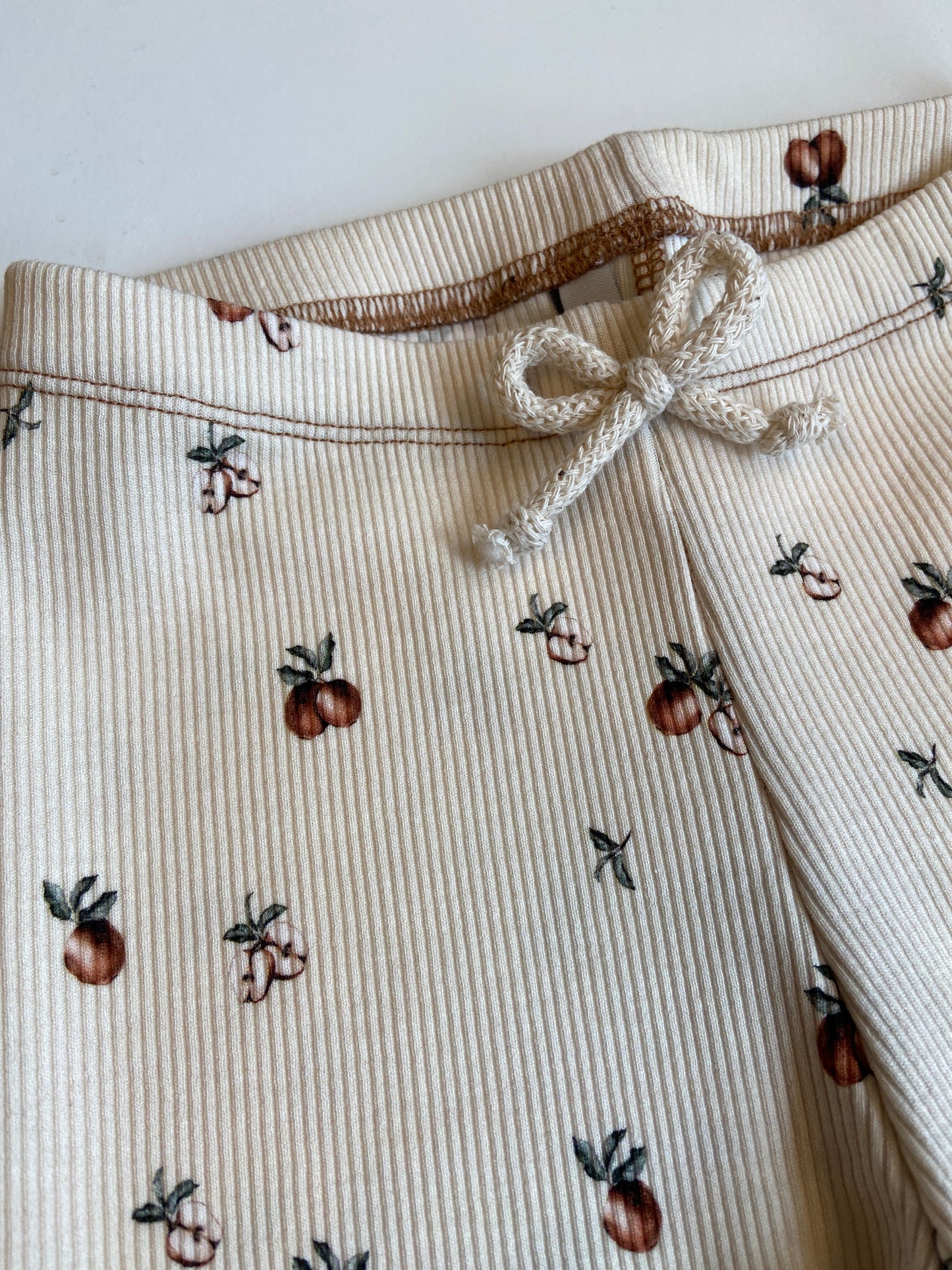 Leggings "Vintage Apple" (handmade)
