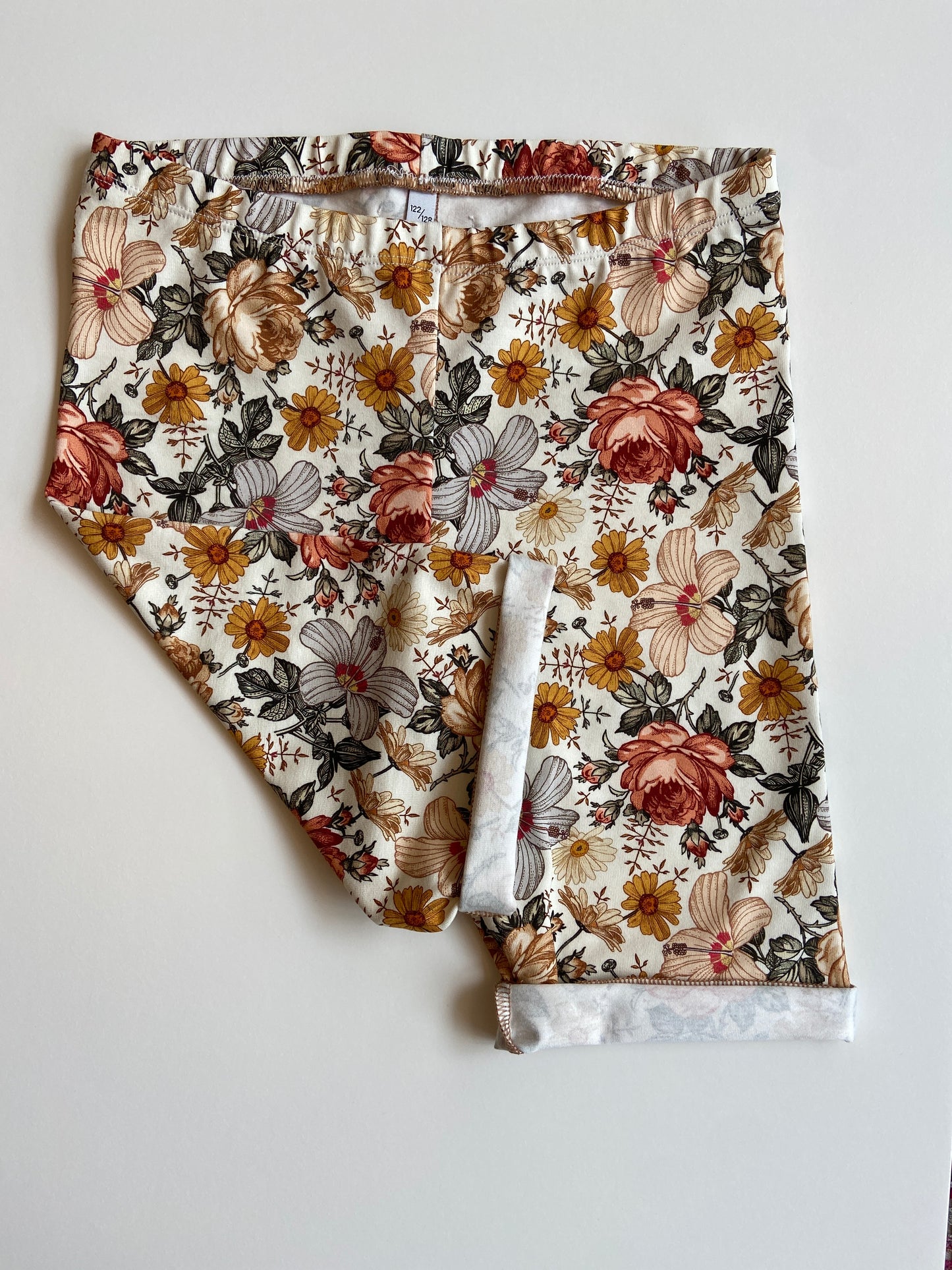 Kurze Leggings "Flowers"