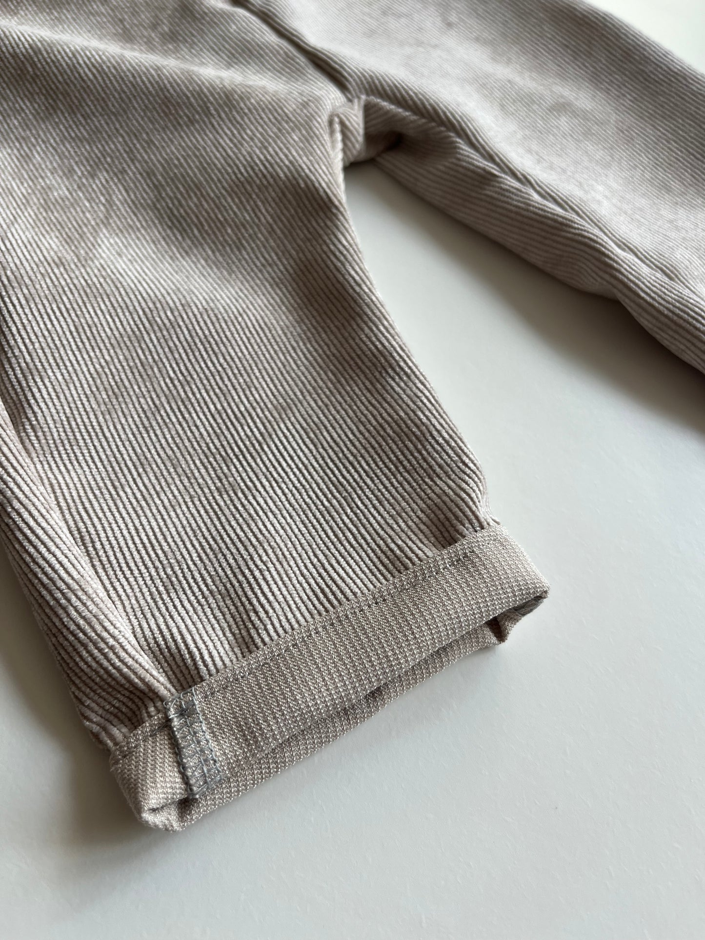 Weite Hose "Feincord" (Beige)