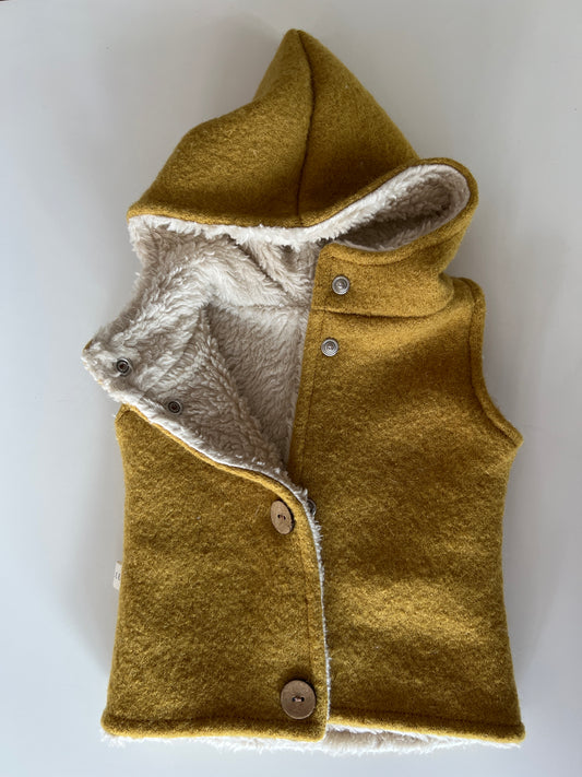 Wollwalk Weste (Senfgelb) mit Teddyfutter