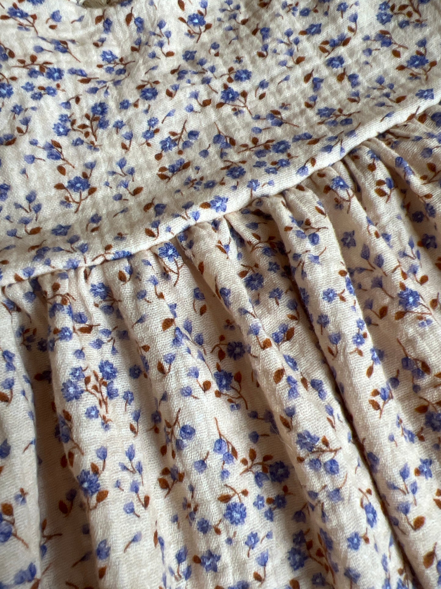 Mitwachsendes Kleid aus Musselin (Kornblume)