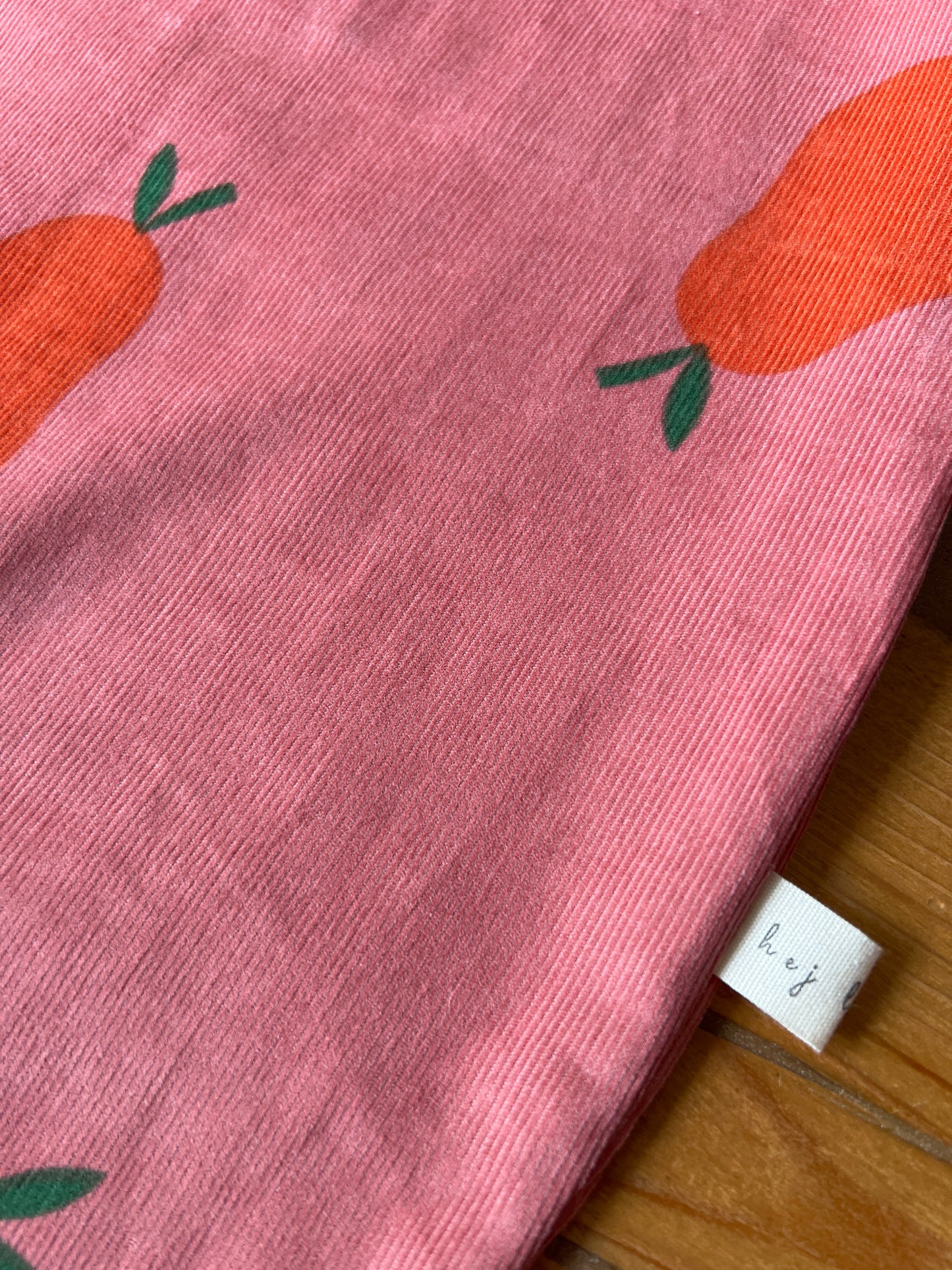 Latzhose Einteiler "Feincord" (Rosa Birnen)