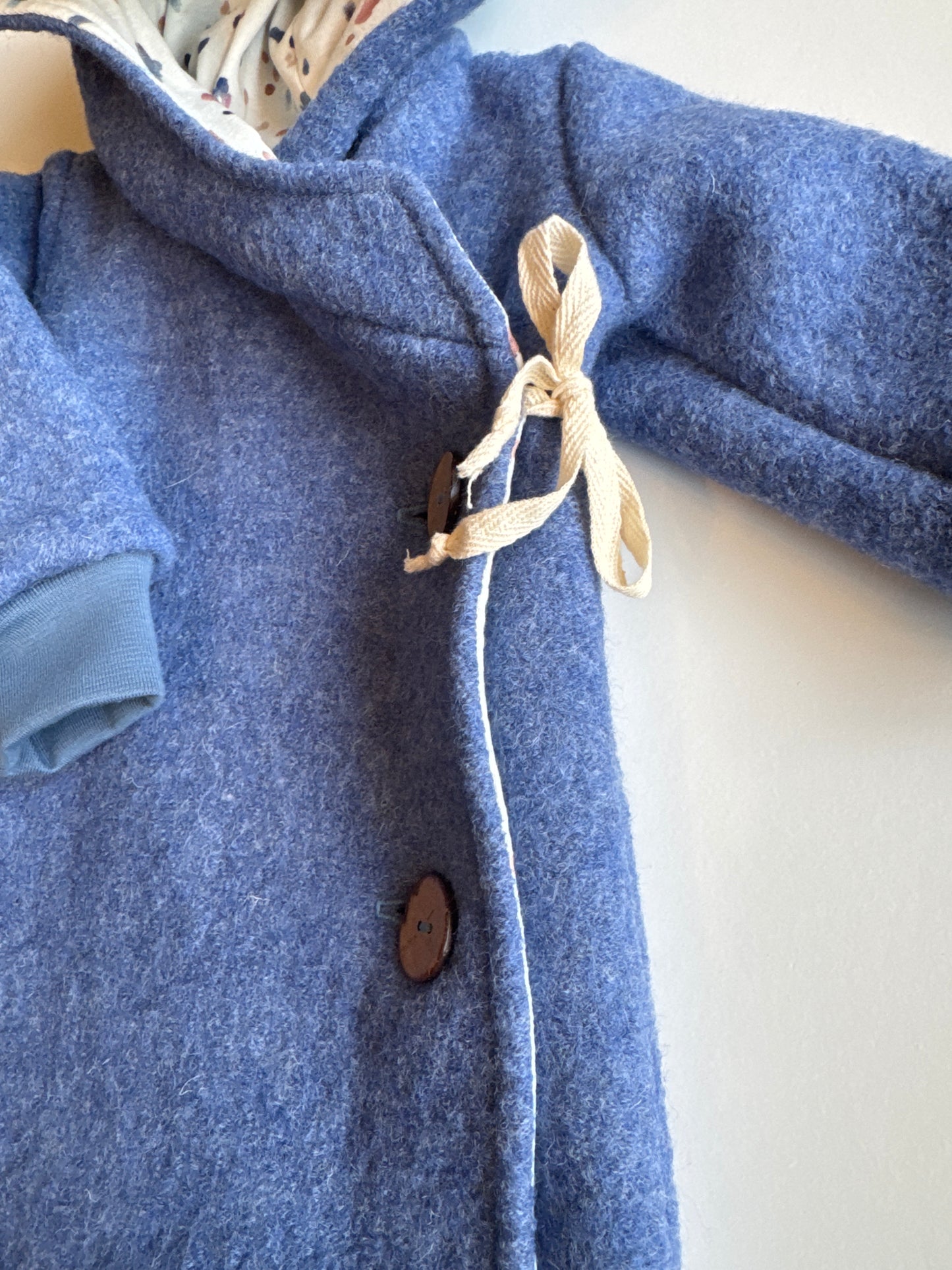 Wollwalk Overall "Happy Dots" (Blau) - handgemacht