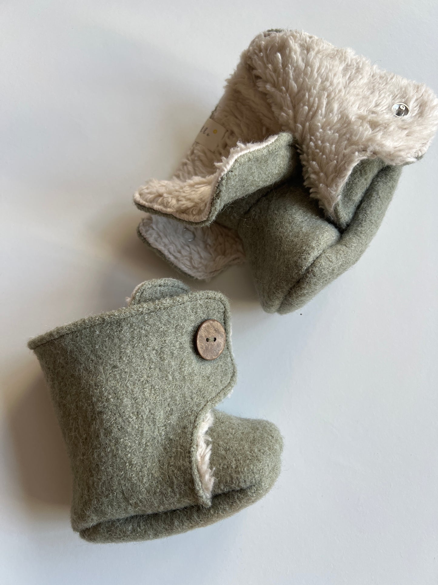 Wollwalk Schühchen "Teddy" (Helloliv) - handgemacht