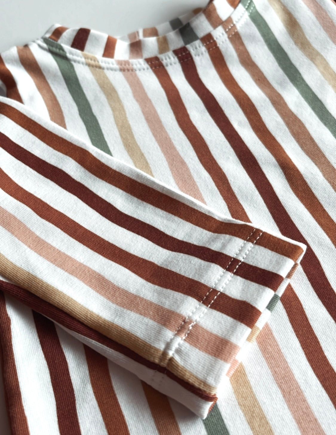 Langarmshirt "Happy Stripes"