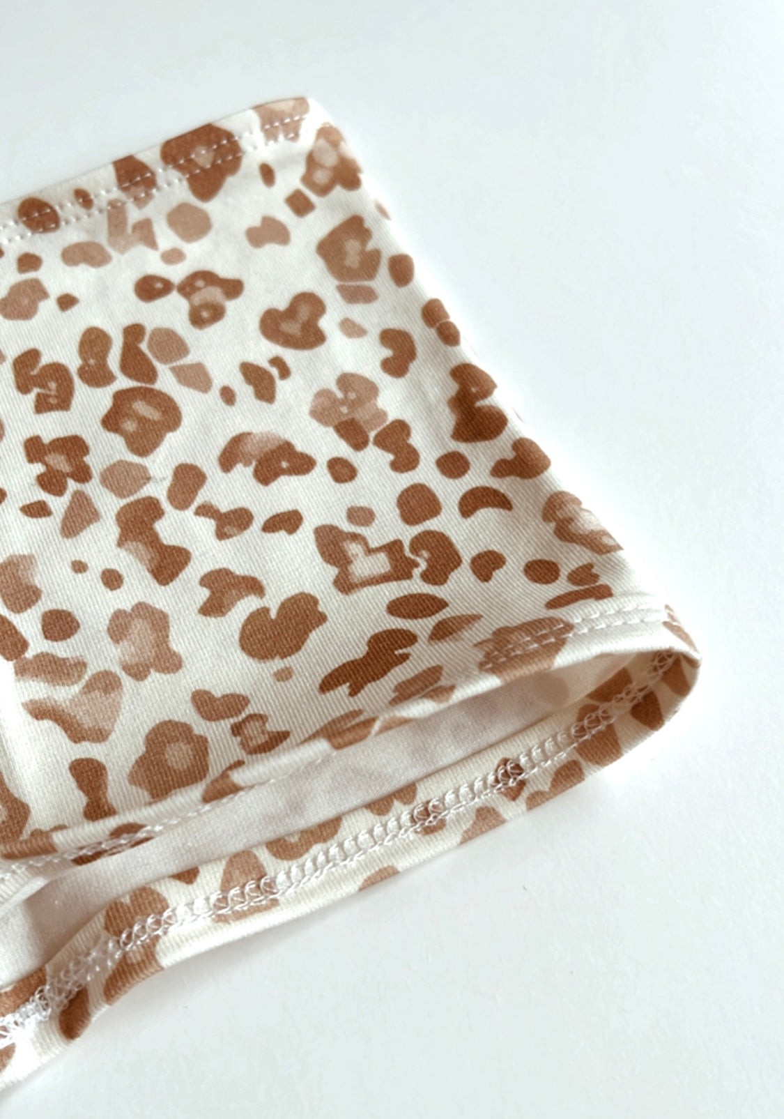 Dünner Loopschal (Leo Beige)