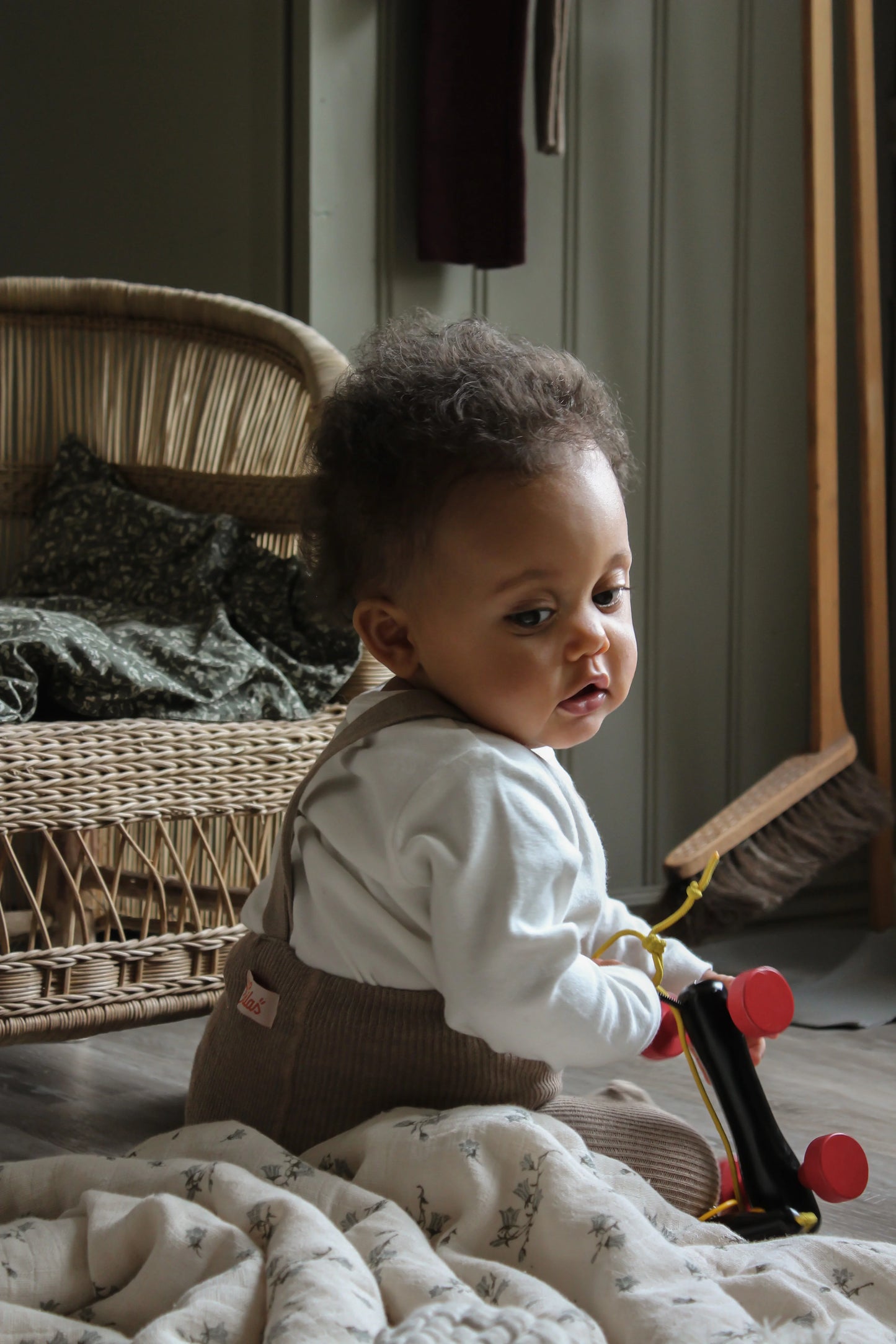 Bio Trägerstrumpfhose "Retro" (Peanut) von Silly Silas