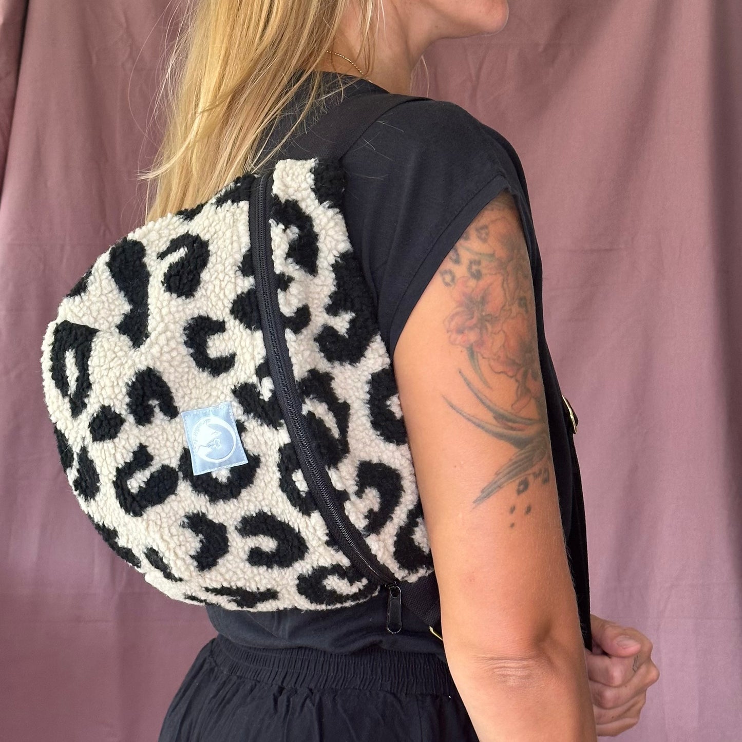 Crossbody Bag "Leo" von Alpenkätzle