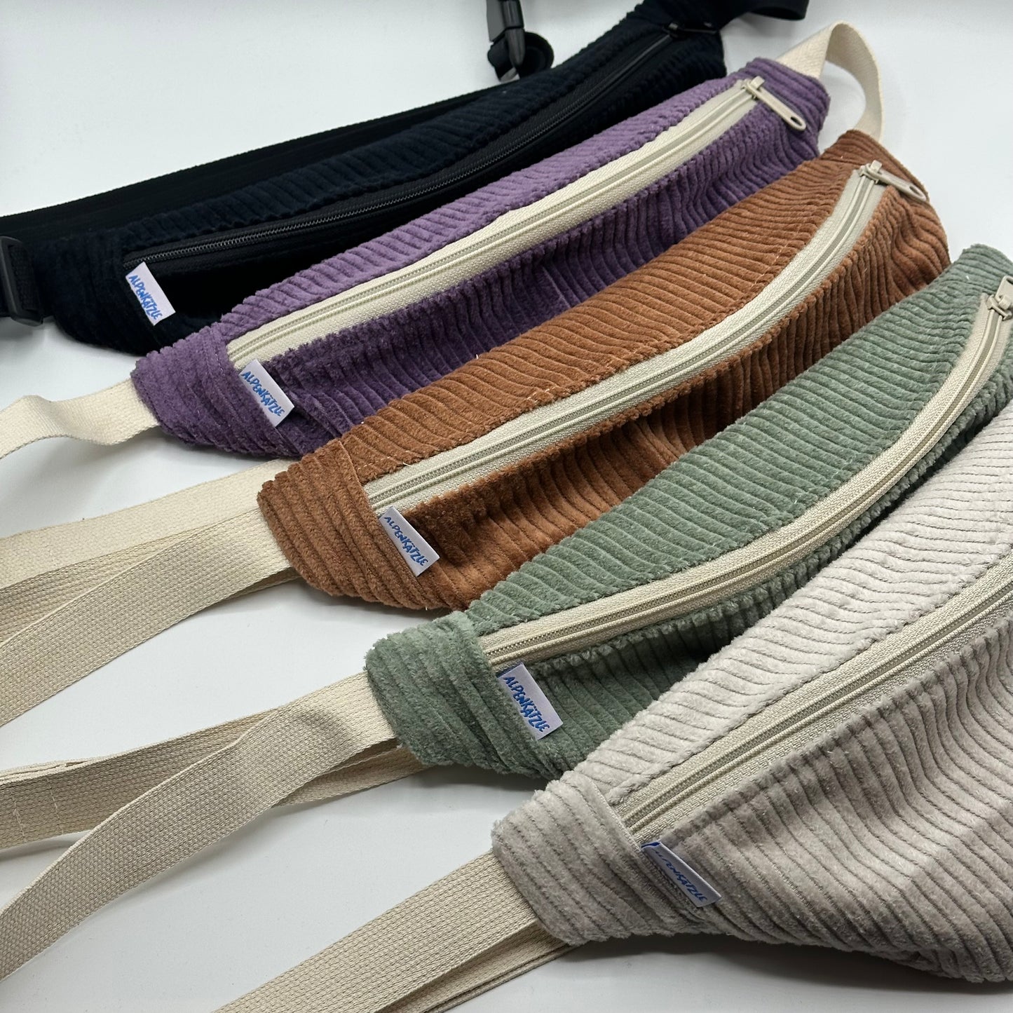 Crossbody Bag "Cord" von Alpenkätzle