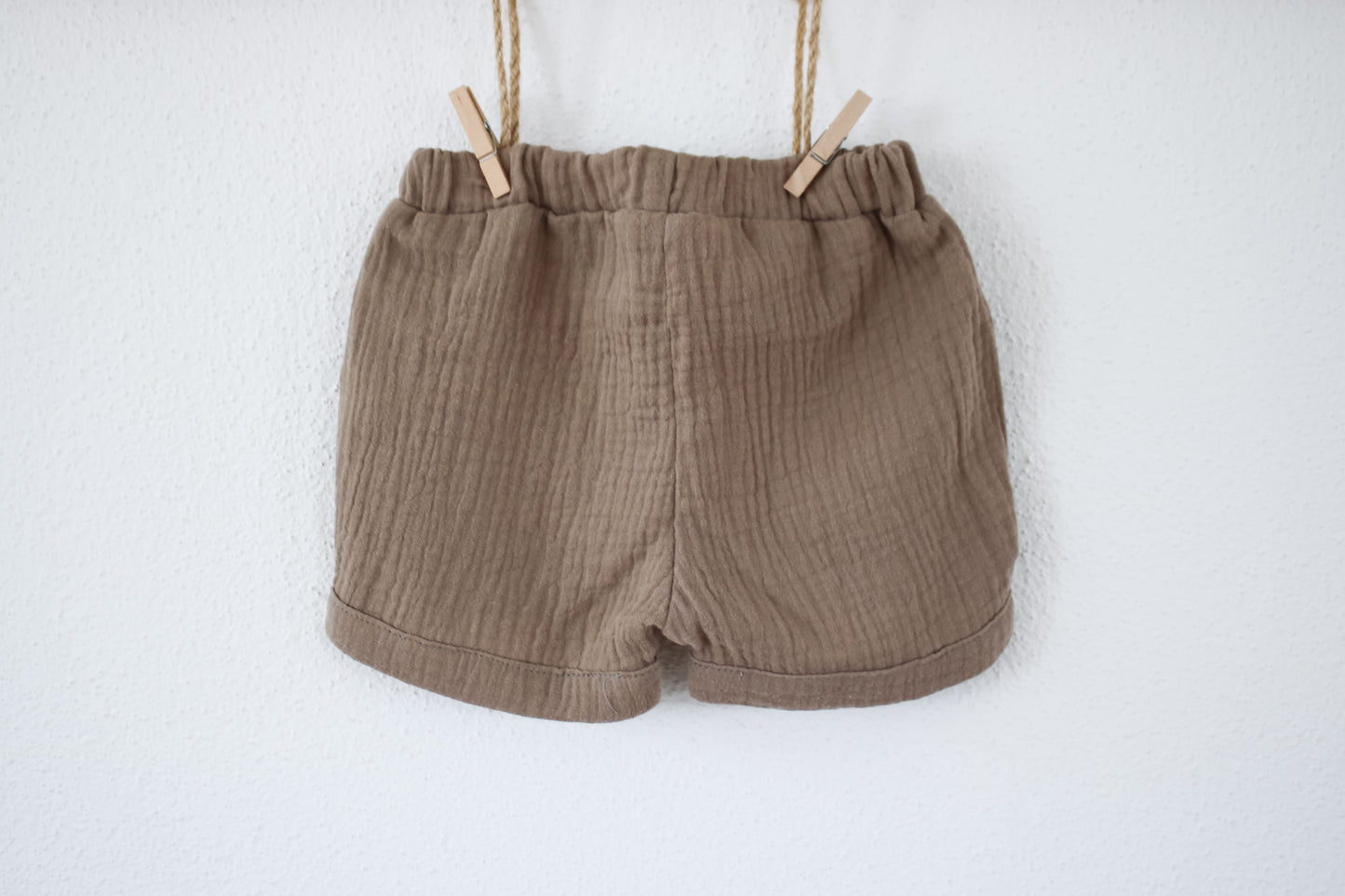 Shorts "Musselin" (Taupe)