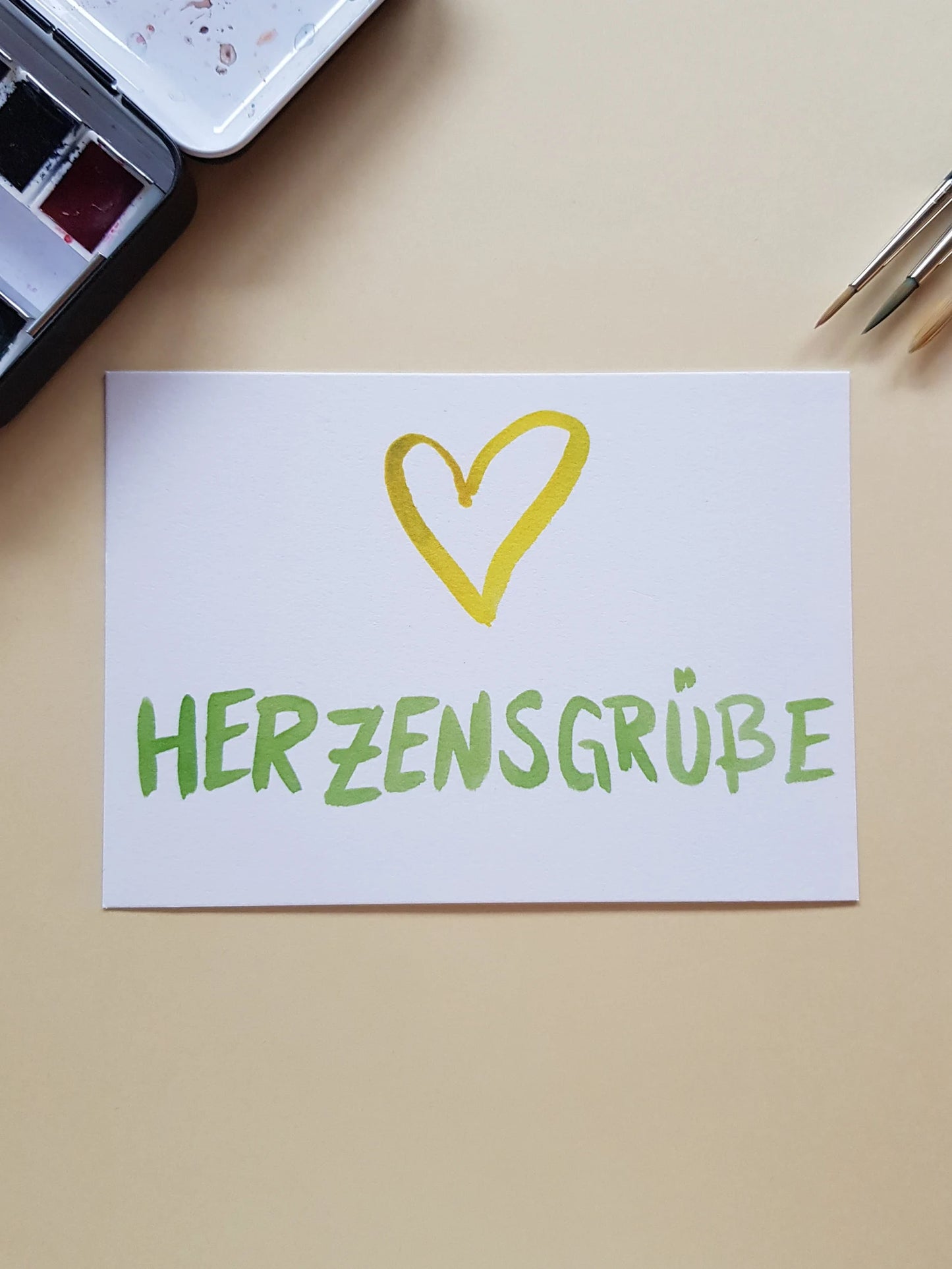 Postkarte "Herzensgrüße" (handgemalt)