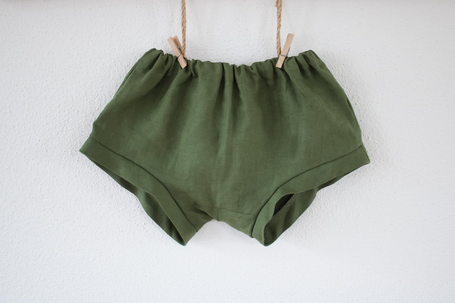 Leinen Shorts (Olivgrün)